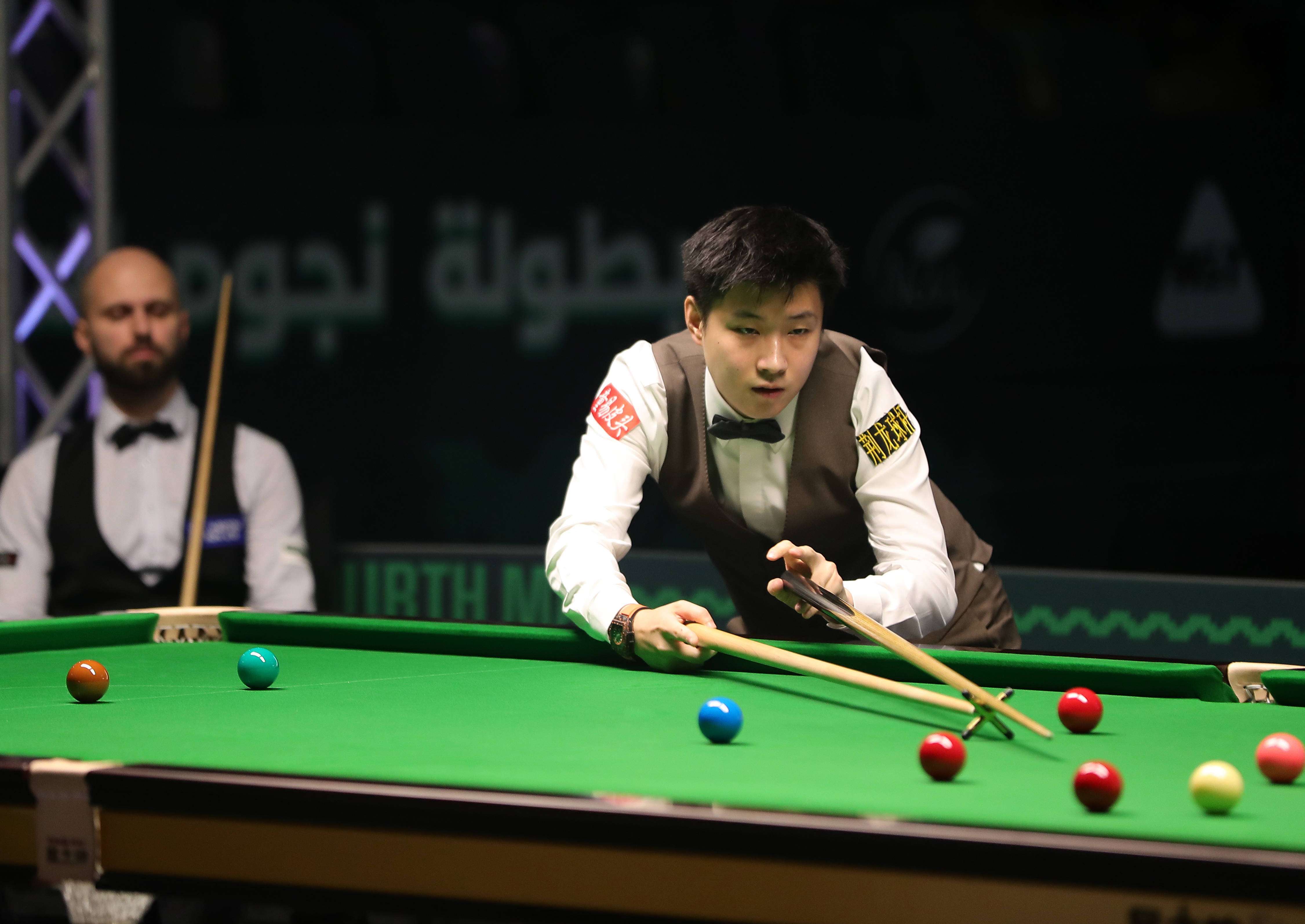 室和球迷的 室和球迷的