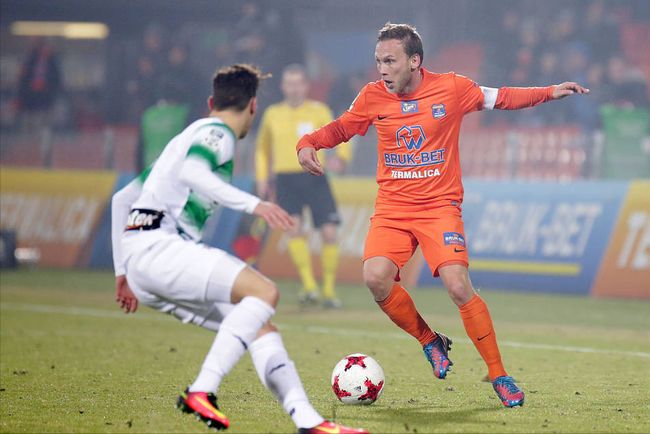 防守时快速 防守时快速