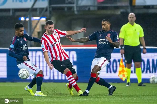 年龄段依然 年龄段依然