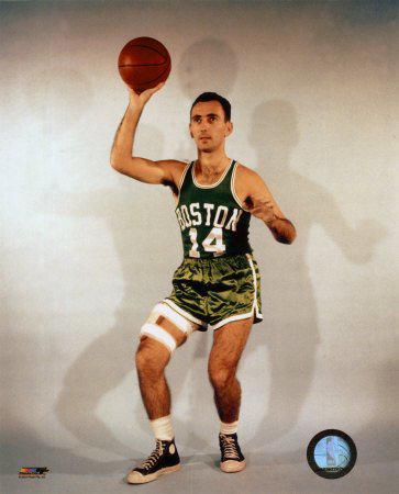 格瓦迪奥尔双响 曼城4-0富勒姆 反超阿森纳2分领跑.